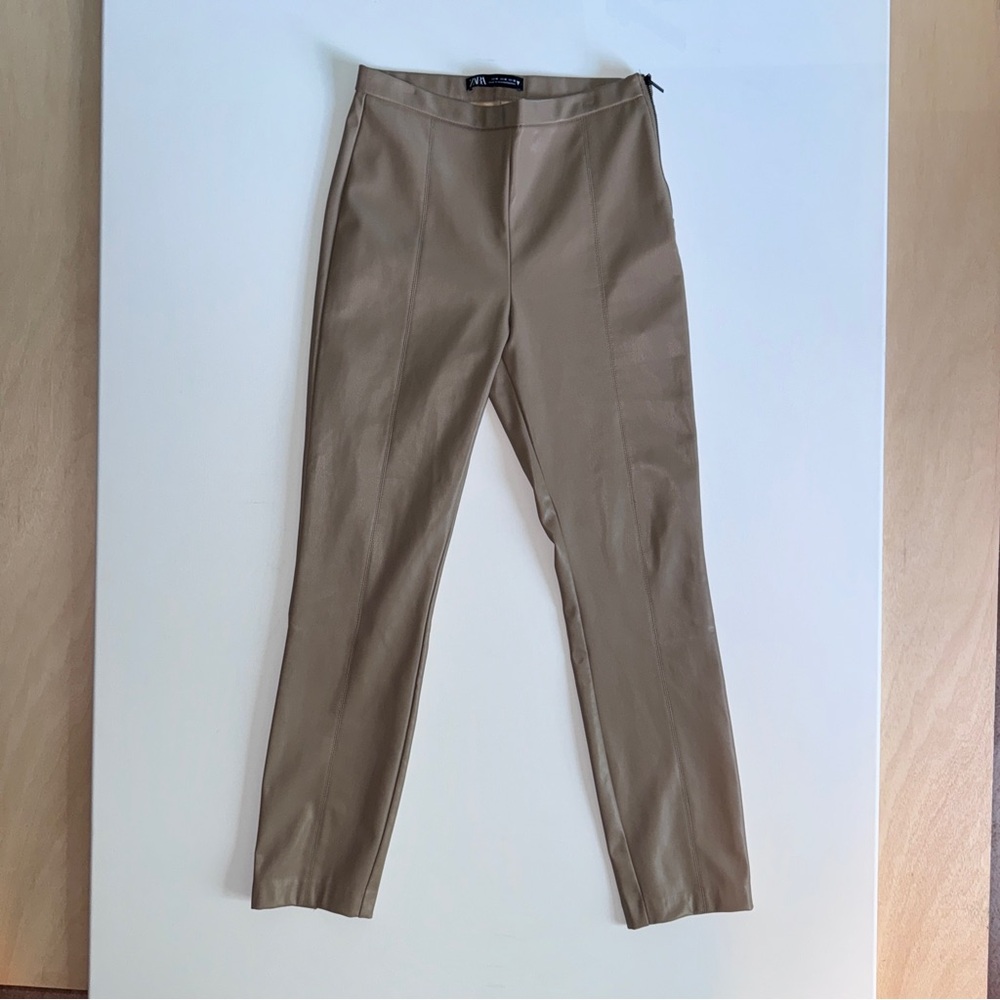 Zara Faux Leather High Rise Front Seam Slim Ankle Pant Legging Size Medium